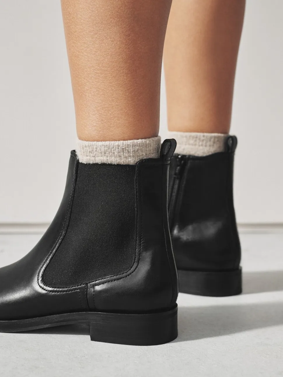 Zwart leer - Forever Comfort® Chelsea-enkellaarzen