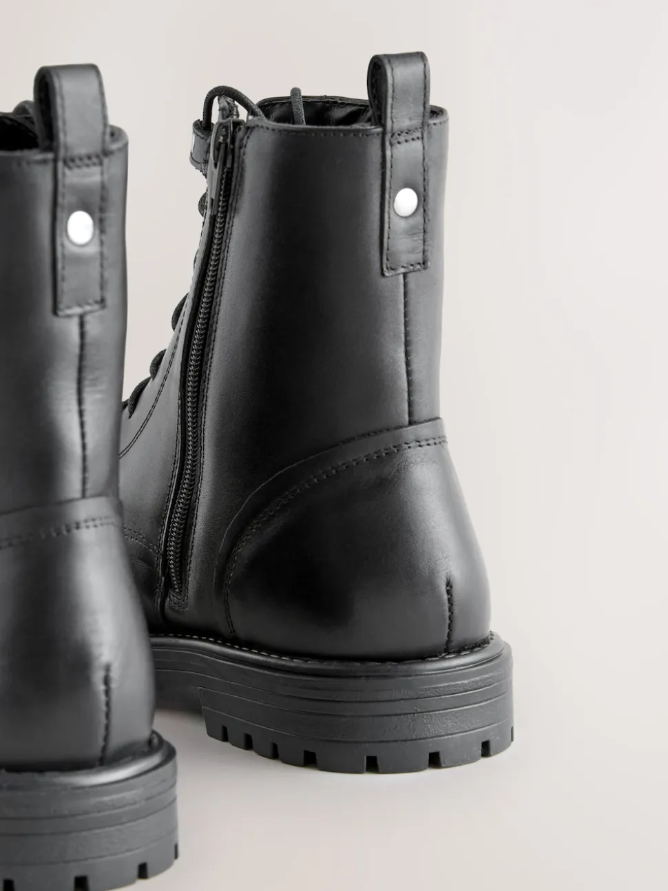 Zwart leer - Forever Comfort® veterlaarzen met vierkante neus