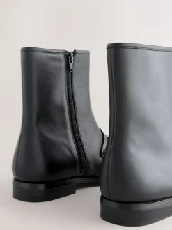 Zwart leer - Forever Comfort® enkellaarsjes in loaferstijl