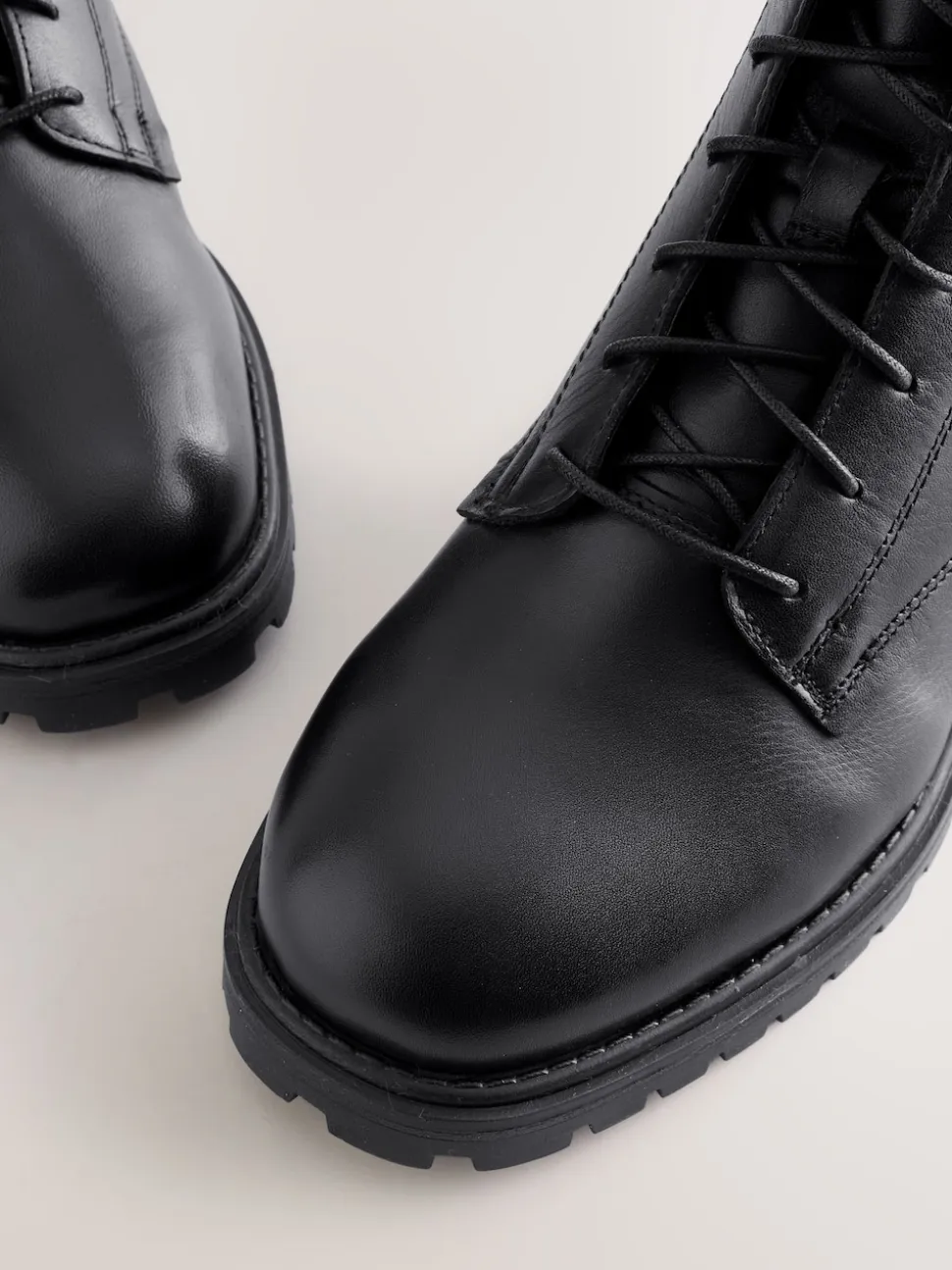 Zwart leer - Forever Comfort® veterlaarzen met vierkante neus