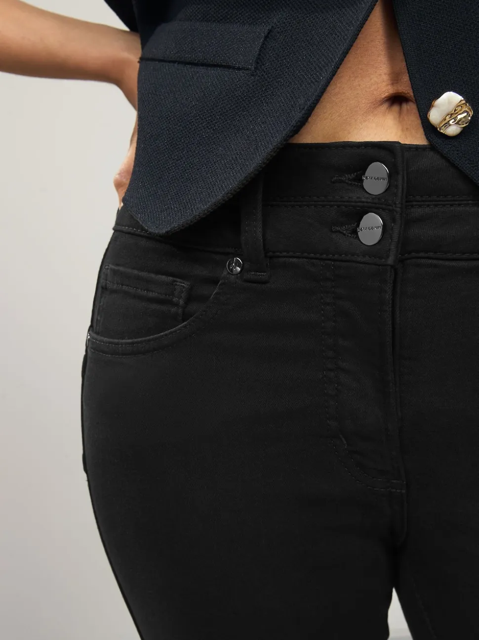 Zwart net - Figuurvormende slim jeans