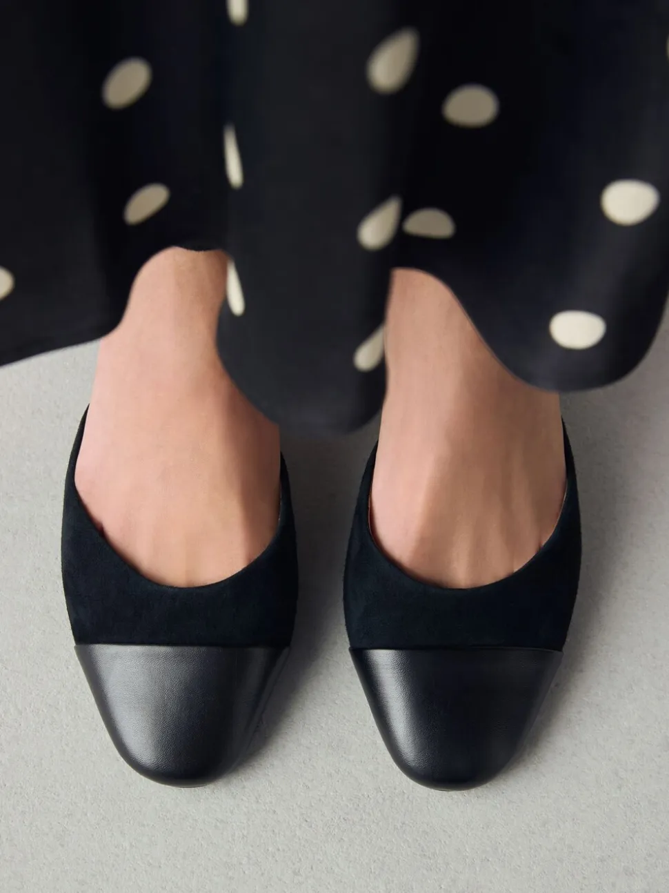 Zwart suède - Toe Cap Block Heels