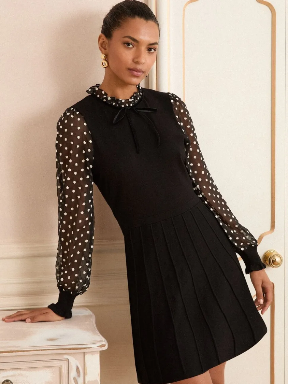 Zwarte Bloemen Vlek Franje Hals - Love & Roses Frill Neck Chiffon Sleeve Knitted Mini Dress