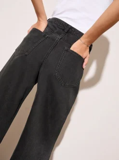 Zwarte wassing - Friends Like These - Relaxte jeans met wijde pijpen
