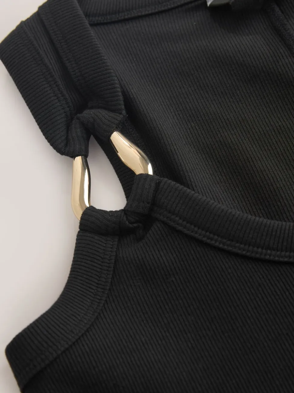 Zwart/goud - Trim Hardware Detail Racer Ribbed Vest Top