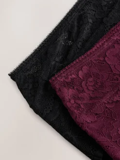 Zwart/paarsrood - All Over Lace Medium Flow Periode Knickers 2 Pack