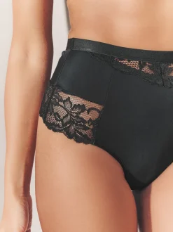 Zwart/praline huidskleur - 2 Strings met licht buikcorrigerende hoge taille