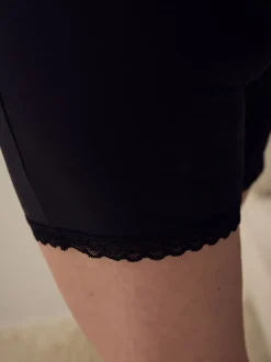 Zwart/wit - Menopause Friendly Cooling Thigh Smoothing Shorts 2 Pack
