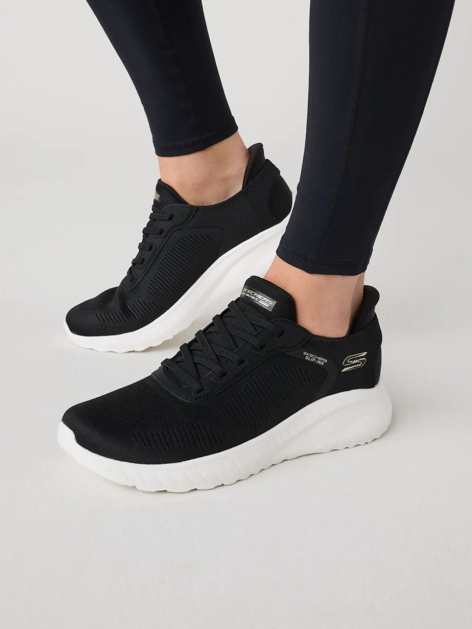 Zwart/wit - Skechers BOBS Sport Squad Chaos Slip In instapsneakers