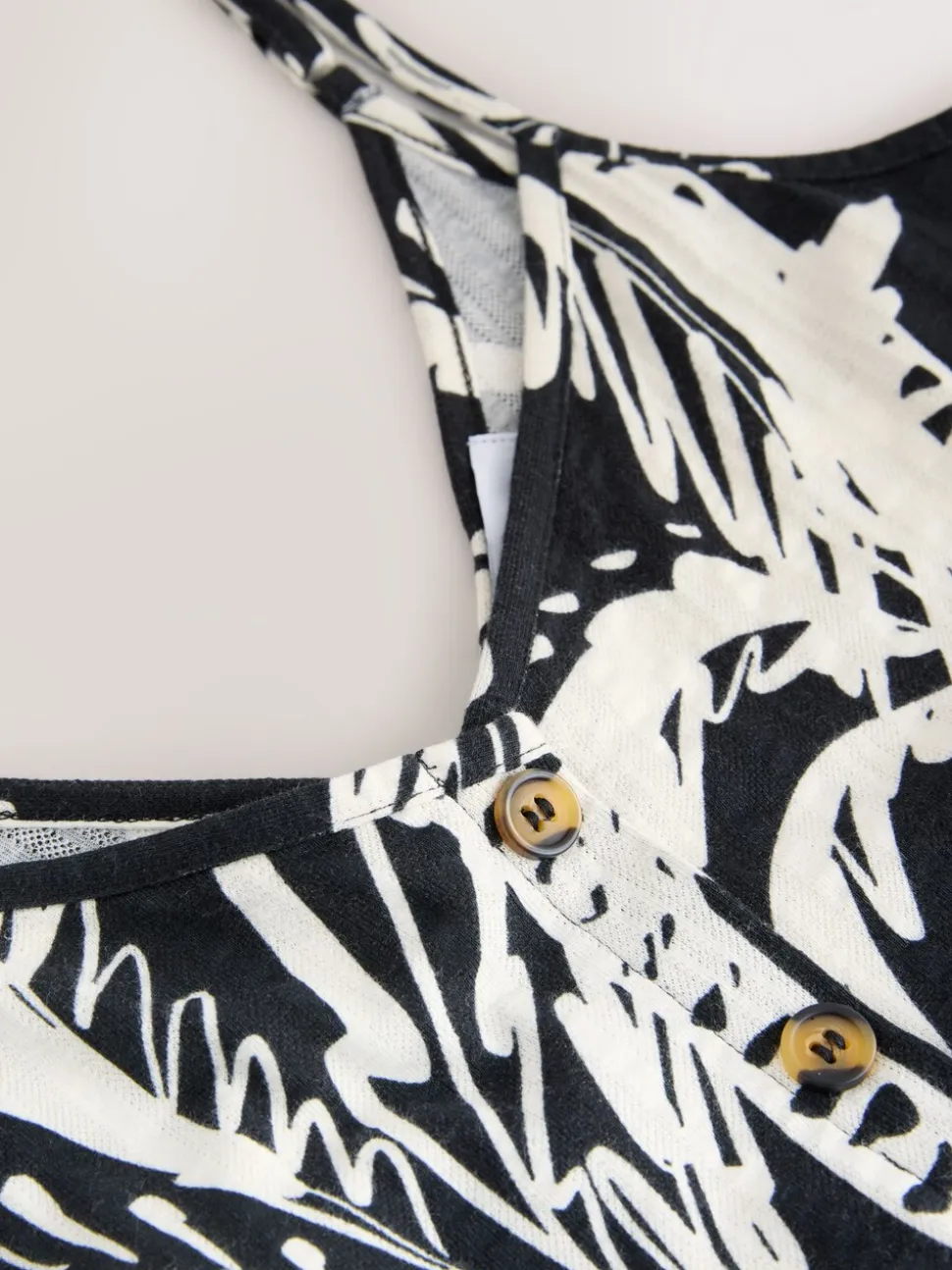 Zwart/wit met palmboomprint - Halflange jersey jurk met knoopsluiting